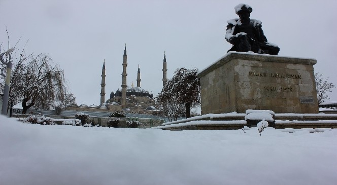 Edirne&#039;de Kar Yağışı Etkili Oldu