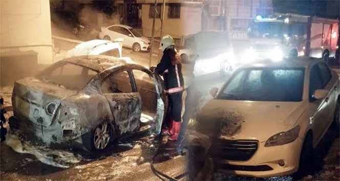 Başkent’te park halindeki 2 araç yandı