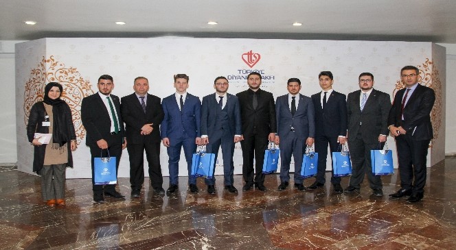 "hediyem Kur'an Olsun" Kampanyasına Yoğun İlgi