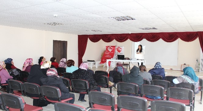 İnönü Belediyesi&#039;nde Hünerli Kadınlara Eğitim Seminerleri