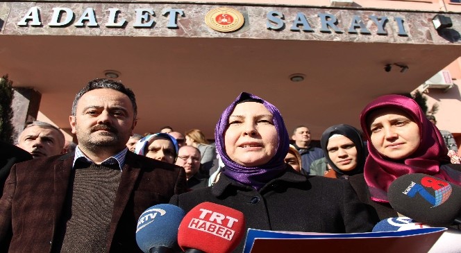AK Parti Karabük Kadın Kolları&#039;ndan CHP Lideri Kılıçdaroğlu Hakkında Suç Duyurusu