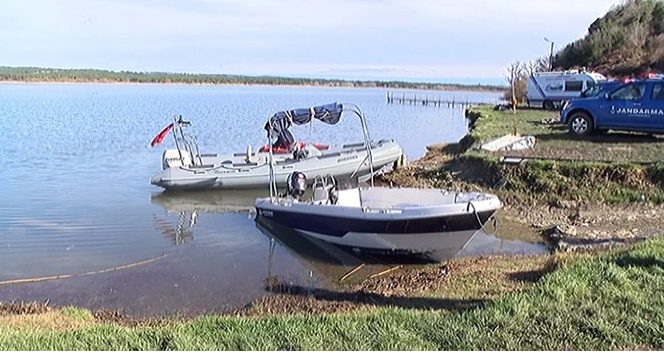 Terkos Gölü&#039;nde tekne faciası: 2 ölü, 1 kayıp