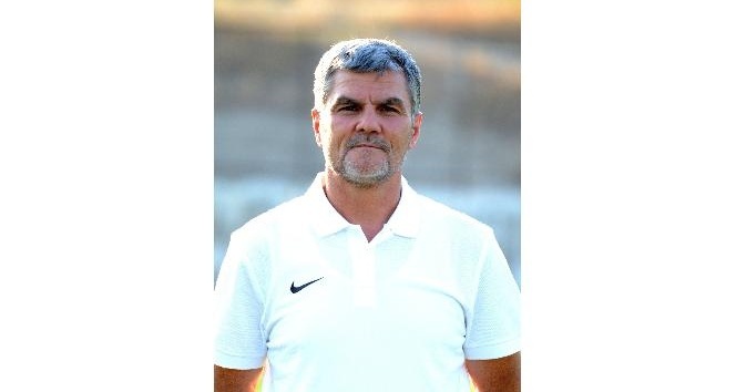 Denizlispor’da teknik direktör Ali Yalçın istifa etti