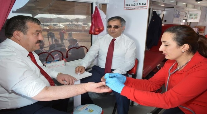 Kelkit'te Kan Bağışlı Kurtuluş