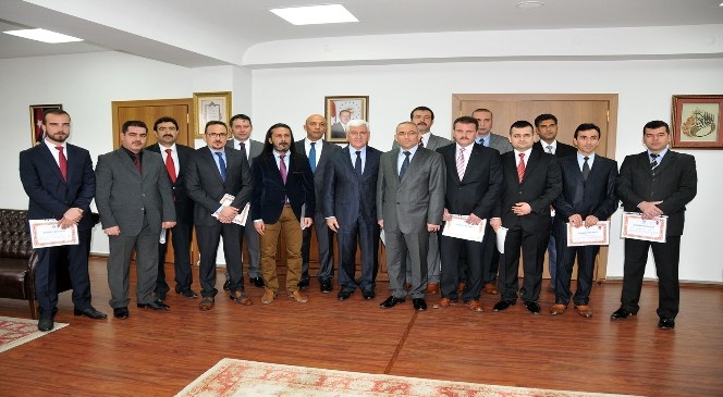 Vali Koca Başarılı Emniyet Personelleri Ödüllendirdi
