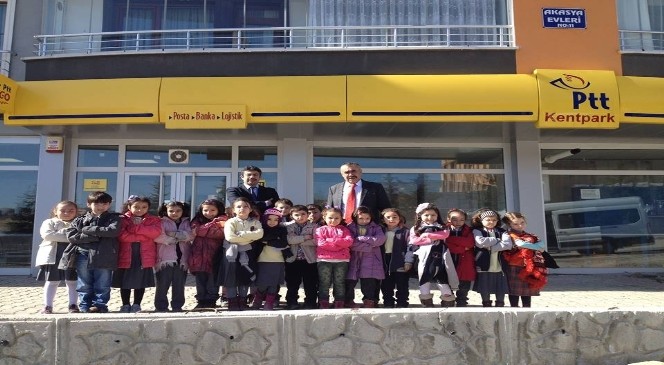 Yozgat'ta Minikler İlk Mektuplarını Cumhurbaşkanı'na Gönderdi