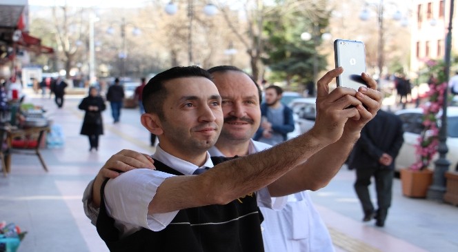 Çankırı'lı Tezgahtar İnstagram Fenomeni Oldu