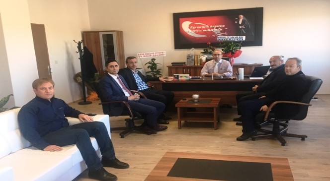 Sorgun TSO'dan Yüksek Okul Müdürü Doç.dr İsmail Akdeniz'e Hayırlı Olsun Ziyareti
