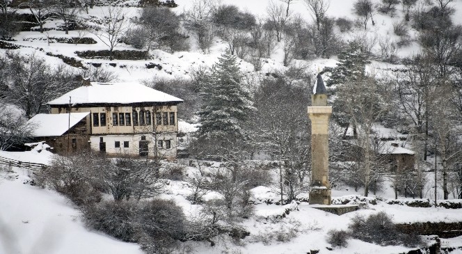 Tarihi Minareler Camilerine Kavuşacak