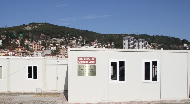 Başkan Altınok Öz'den Pir Sultan Abdal Kültür Derneği'ne Destek