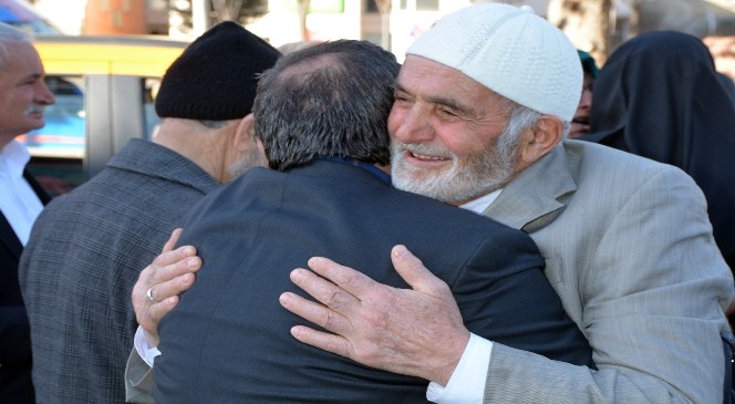 Gümüşhane'den Umre Kafilesi Yola Çıktı