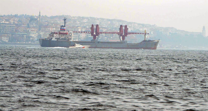 İstanbul Boğazından geçen yıl 42 bin 553 gemi geçti