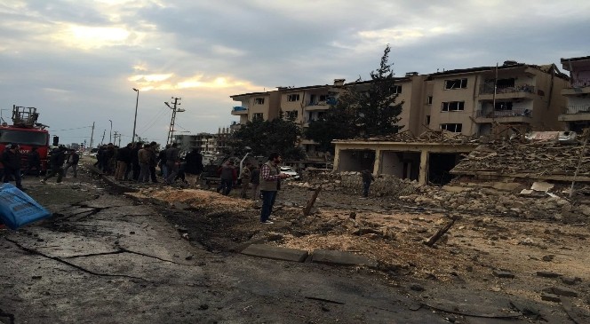 Nusaybin'de Eş Zamanlı Terör Saldırısı: 2 Şehit 35 Yaralı