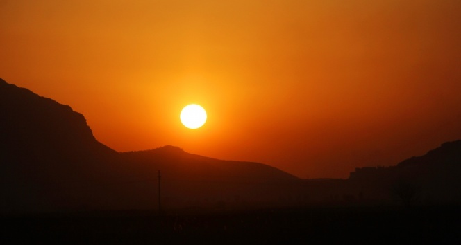 Adana'da gün batımı büyüledi