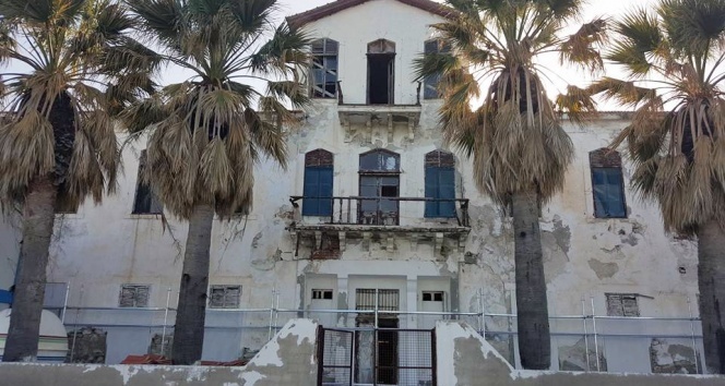 Atatürk'ün vals yaptığı bina restore ediliyor