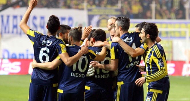 Akhisar Belediyespor 0 Fenerbahçe 3 (Maç özeti)