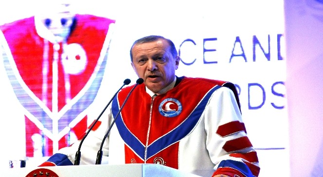 Cumhurbaşkanı Erdoğan&#039;a Makü&#039;den Fahri Doktora Payesi