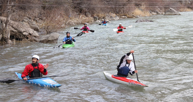 Dondurucu soğukta olimpiyatlara hazırlanıyorlar