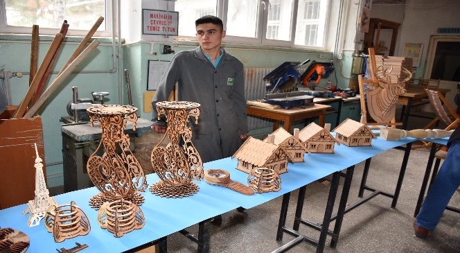 Dursunbey'de Ahşap Çeşitliliğini Arttıracak Proje