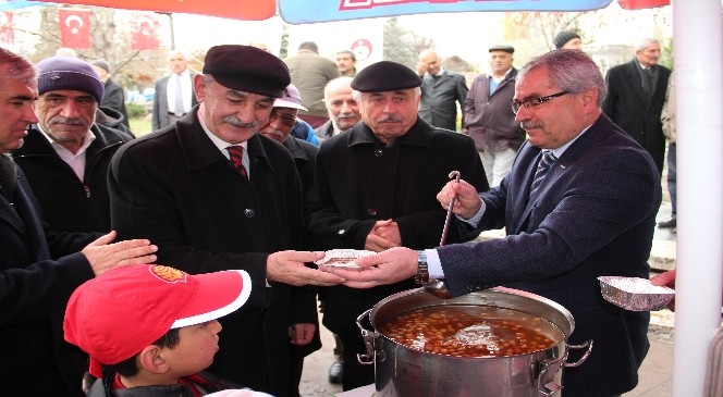 Türkav'dan Kuru Ekmek Ve Üzüm Hoşafı