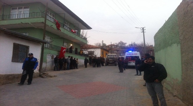 Yozgatlı Şehidin Baba Evine Ateş DÜştü