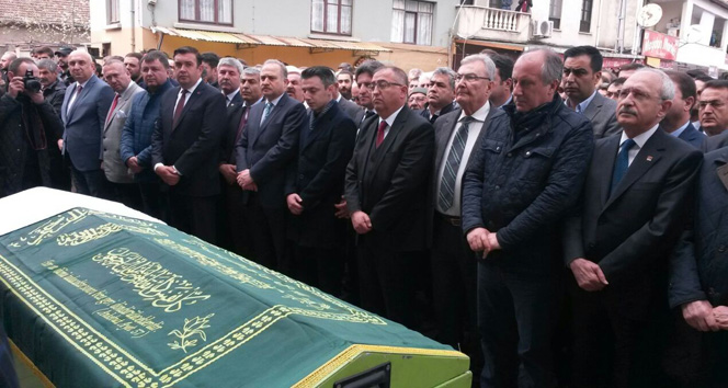Kılıçdaroğlu ve Baykal cenazede buluştu
