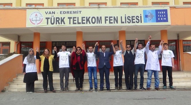 Van Türk Telekom Fen Lisesi YGS'de Çıtayı Aştı