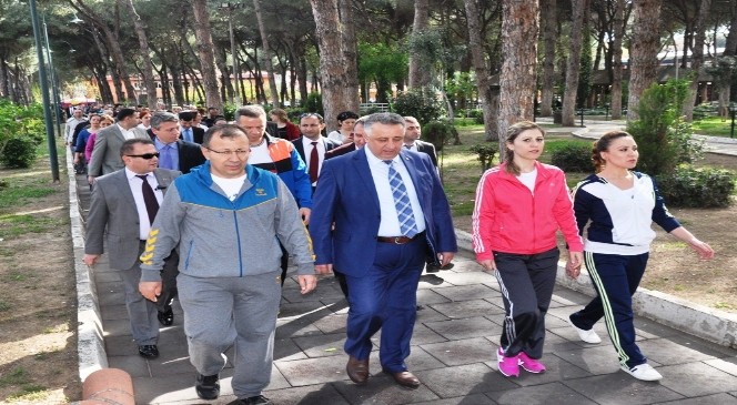 Ödemiş'te Sağlıklı Yaşam Yürüyüşü
