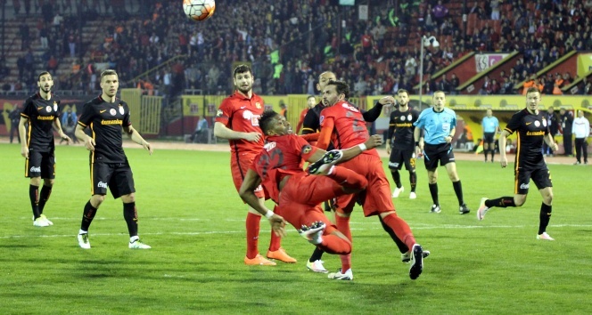Eskişehirspor 4- 3 Galatasaray - Maç özeti (Eskişehirspor Galatasaray maçı özeti)