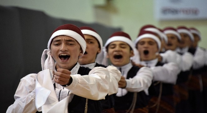 Halk Oyunları Grup Müsabakaları Gümüşhane'de Yapıldı