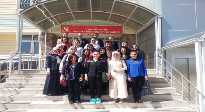 Kursiyerlerden Huzur Evine Ziyaret