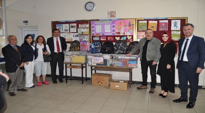 Oyuncu Alper Türedi Lösemili Çocukların Dileklerini Yerine Getiriyor