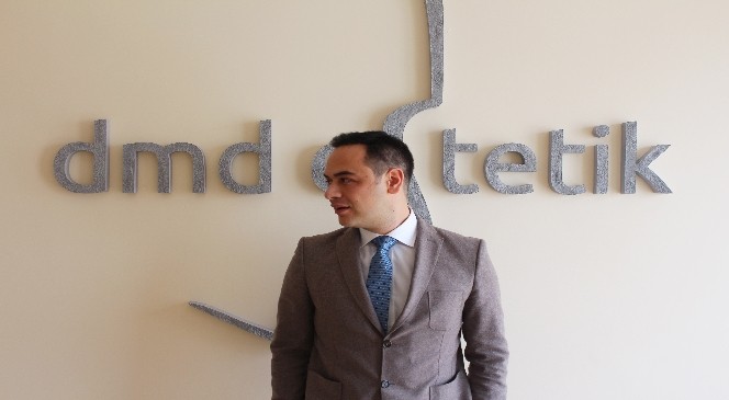 Op. Dr. Demirel: "Jinekomasti Ameliyatı İle Meme Büyümesi Erkeklerde Kabus Olmaktan Çıkıyor"