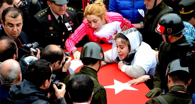 Şehit Uzman Çavuş Sezgin Burak Cantürk son yolculuğuna uğurlandı