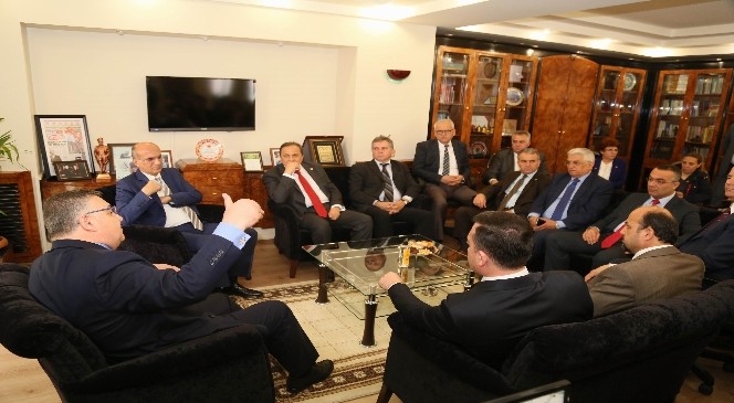 CHP Genel Başkan Yardımcılarından Kesimoğlu&#039;na Ziyaret