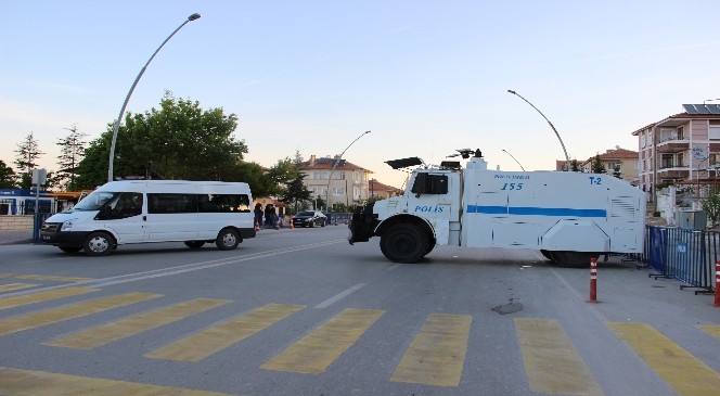 Karaman'da 'cinsel İstismar' Davası İçin Adliye Çevresinde Yoğun Güvenlik Önlemi