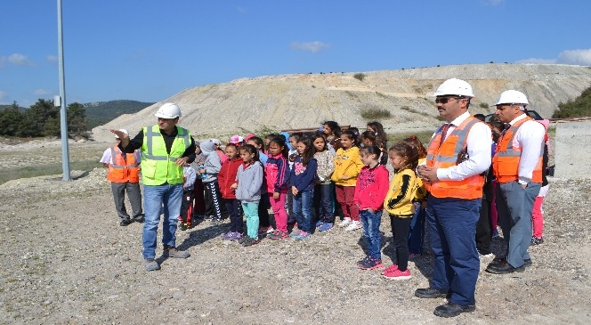 Minik Öğrenciler Bor Madenini İnceledi