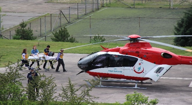 Beyin Kanaması Geçirdi Hava Ambulansı İle Ankara&#039;ya Sevk Edildi