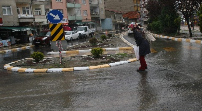 Yozgat'ta Yağmur Sevindirdi