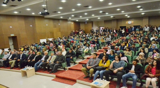 Çankırı'da Atatürk Türkiye'si Konulu Konferans