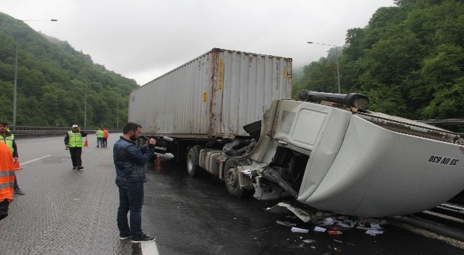 Bolu Dağı Tüneli'nde Trafik Kazası: 1 Yaralı