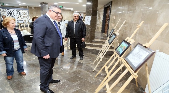 Başkan Kesimoğlu&#039;ndan Resim Sergisine Ziyaret