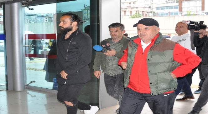 Erkan Zengin Trabzon&#039;dan Ayrıldı