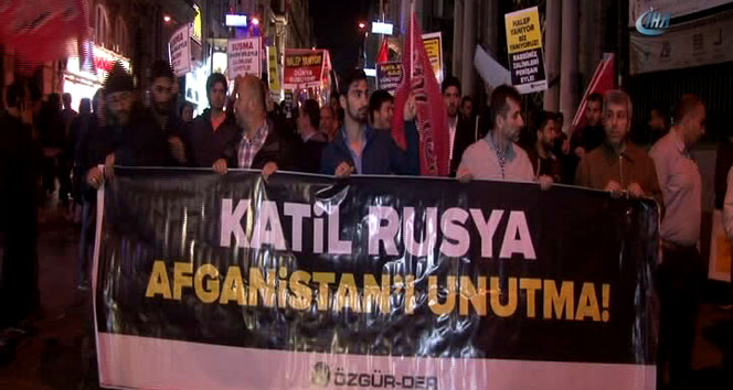 Beyoğlu’nda Özgür-Der’den Rusya protestosu