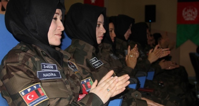 Afgan kadın polislere Sivas&#039;ta özel harekat eğitimi