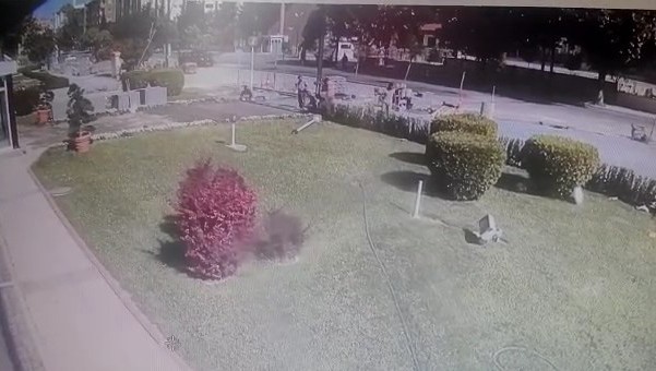 Gaziantep&#039;teki Bombalı Saldırıda Aracın Patlama Anı Kameralara Yansıdı