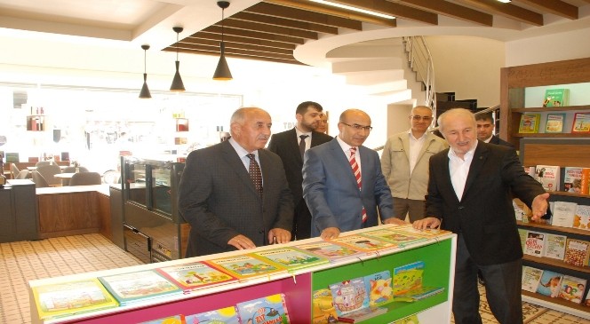 Türkiye Diyanet Vakfı 30. Kitap Evini Adıyaman'da Hizmete Açtı