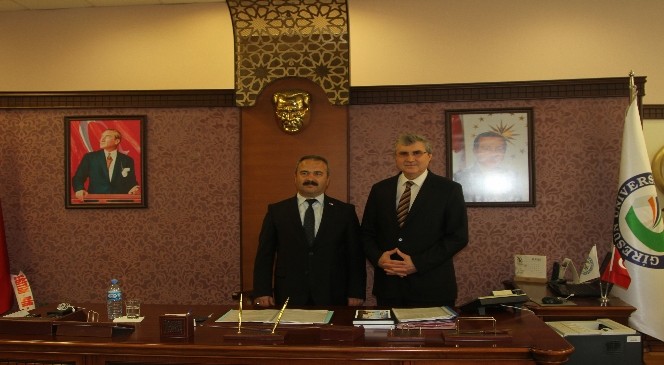 Ekrem Yüce'den Yeni Rektöre Hayırlı Olsun Ziyareti