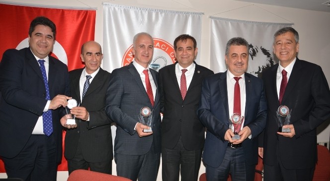 "60. Yılında Teb Eczacı Odaları Ve Eczacı" Paneli