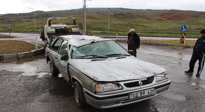 Çankırı'da Trafik Kazası: 2 Yaralı
